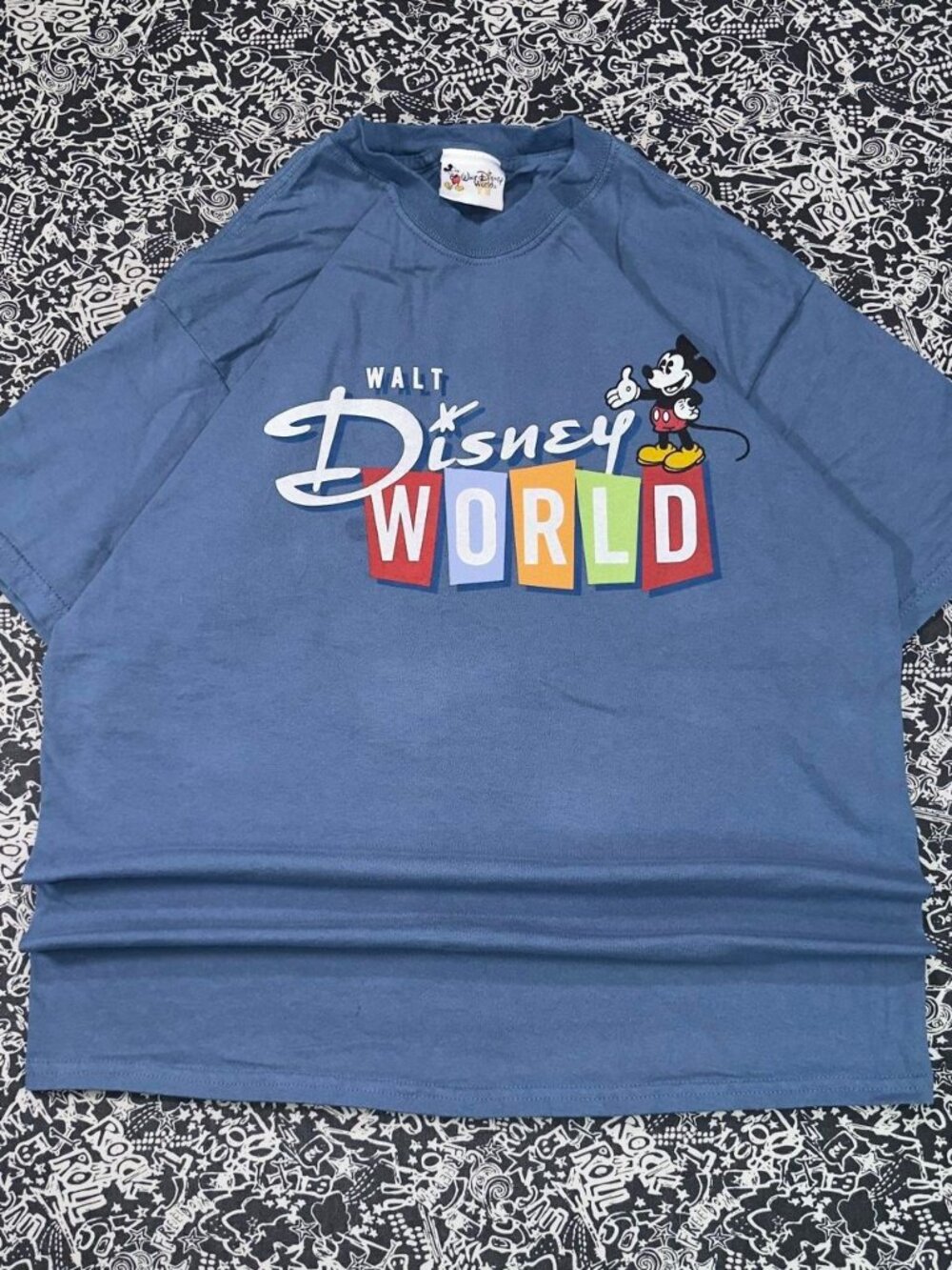 Vintage Walt Disney World Mickey Mouse Blue Graphic Tee 90s Y2K